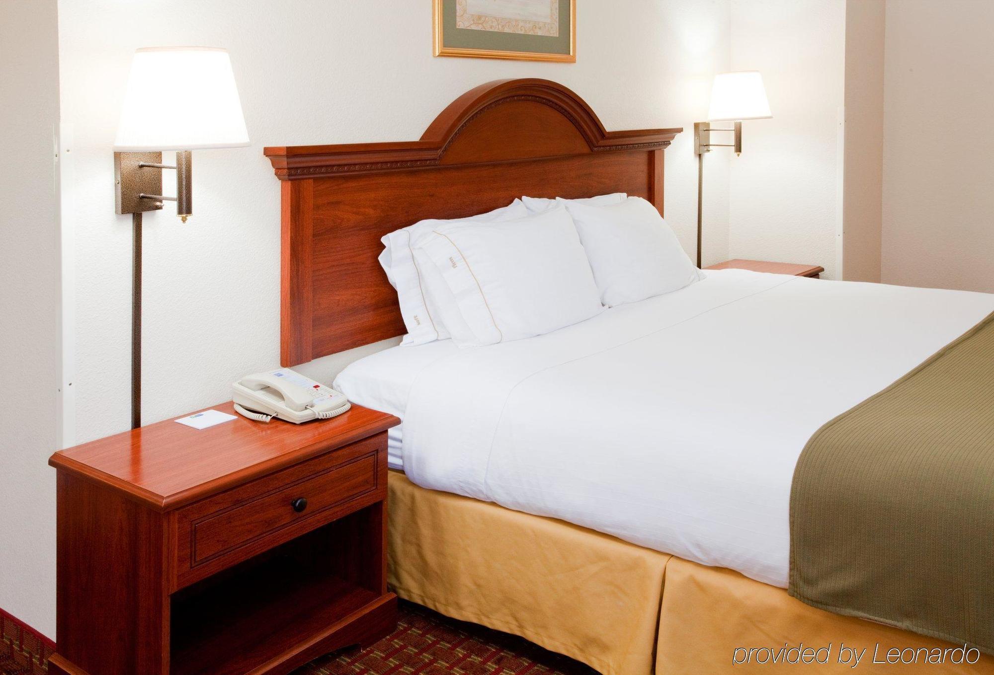 Holiday Inn Express Hillsville By Ihg Pokój zdjęcie